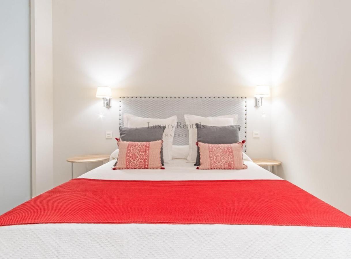 Experience The Best Of Madrid! Gran Via Apartment For 6, Comfort And Style In The Heart Of Chueca III ภายนอก รูปภาพ